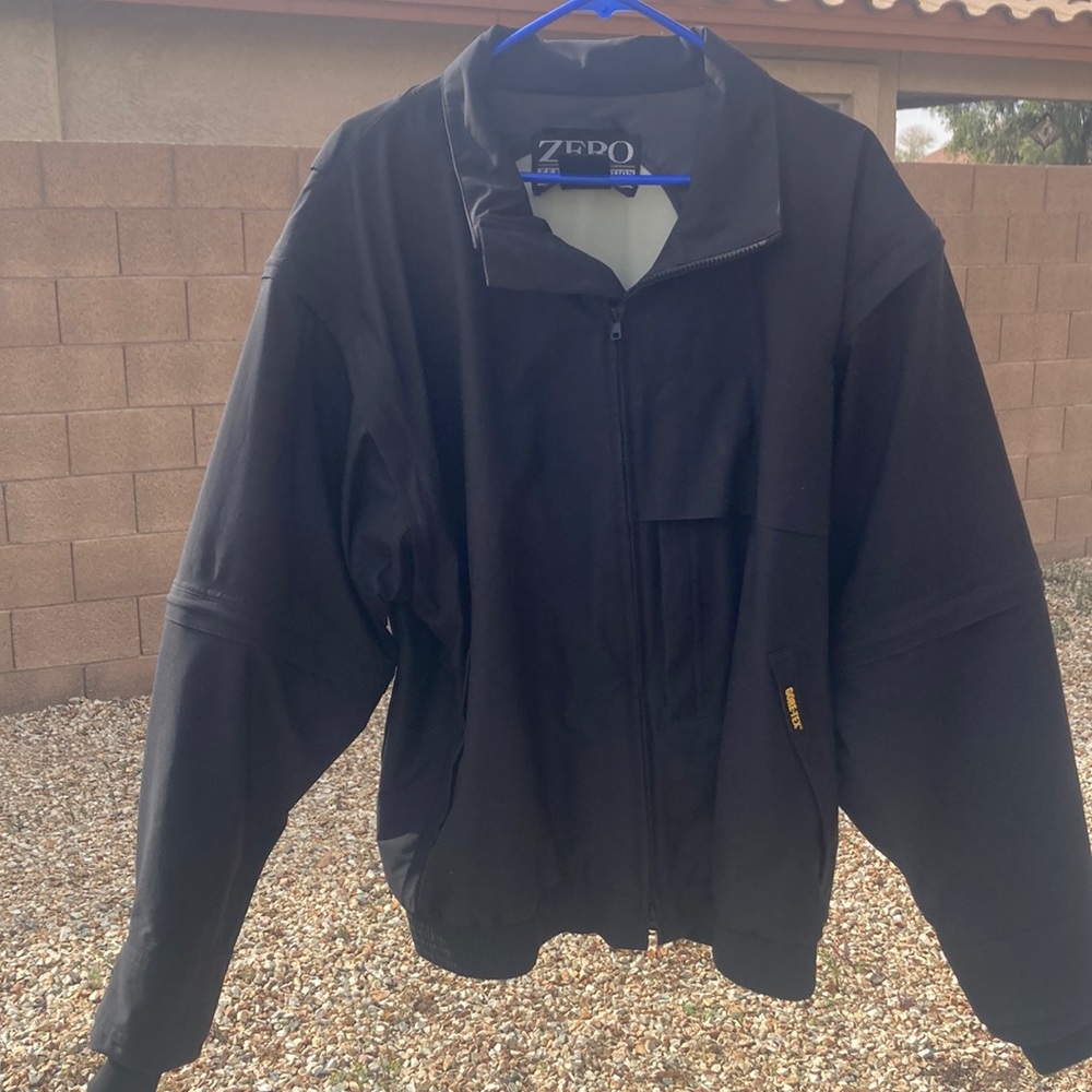 Gore-Tex mens large zero restriction golf jacket